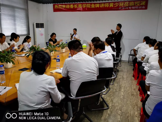 ���������������ڱ��У����A�ڈ�(zh��)�С���Ӗ(x��n)�������