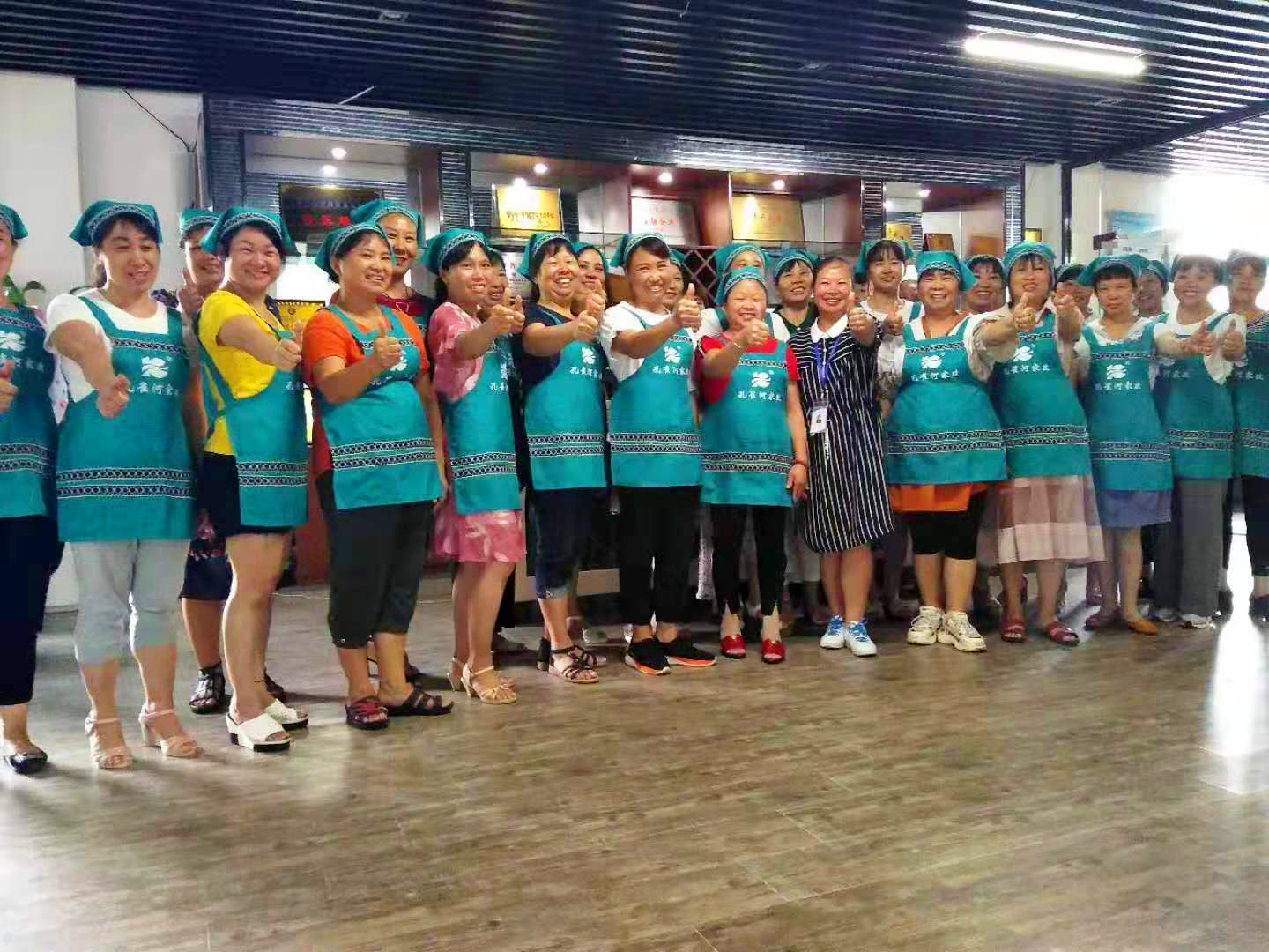 ��ķ��ɩ�ؠt����ɳ��B(t��i)����ȸ����ĩ��Ӗ(x��n)���c(di��n)æ��